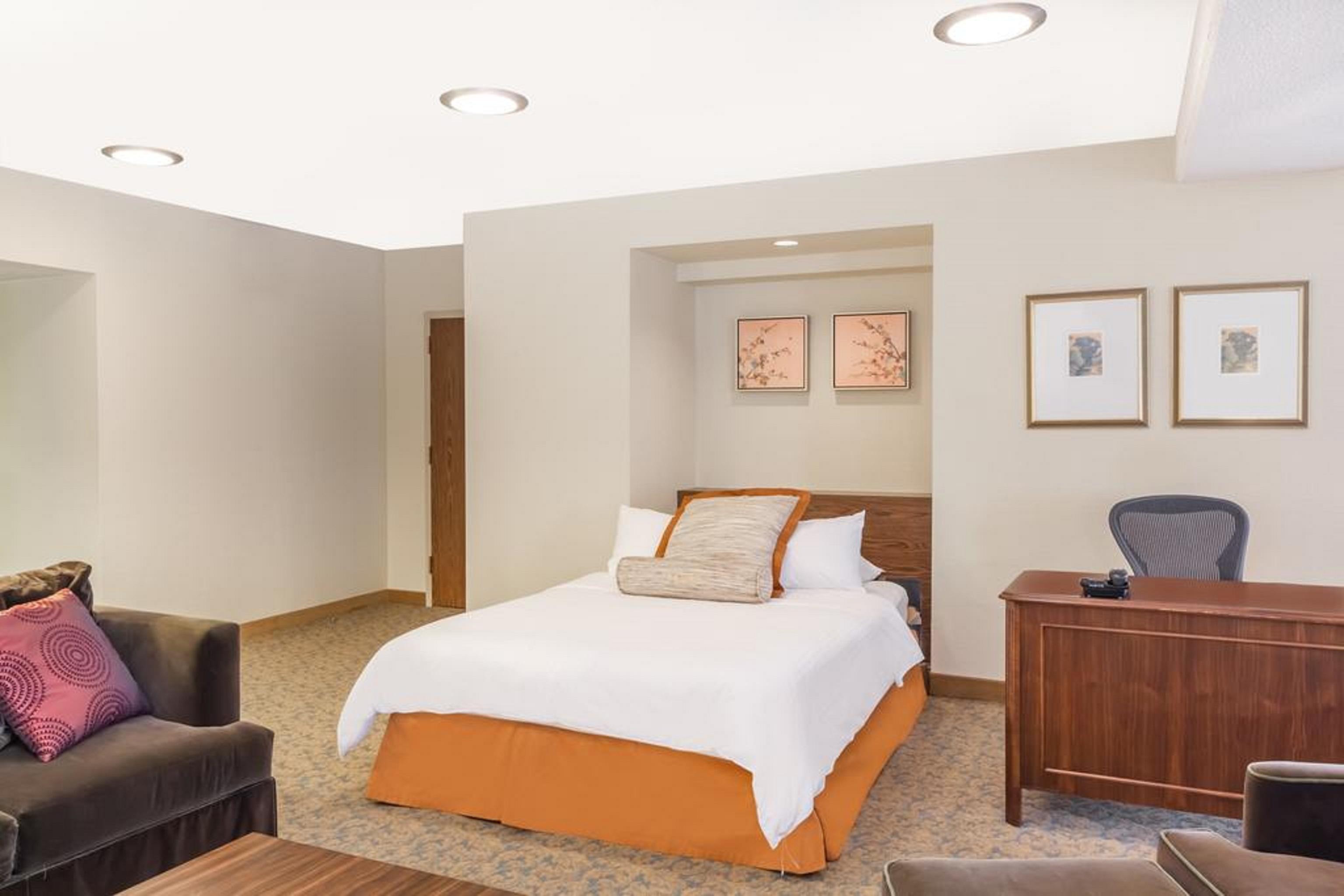 מלון Wyndham Indianapolis Airport מראה חיצוני תמונה