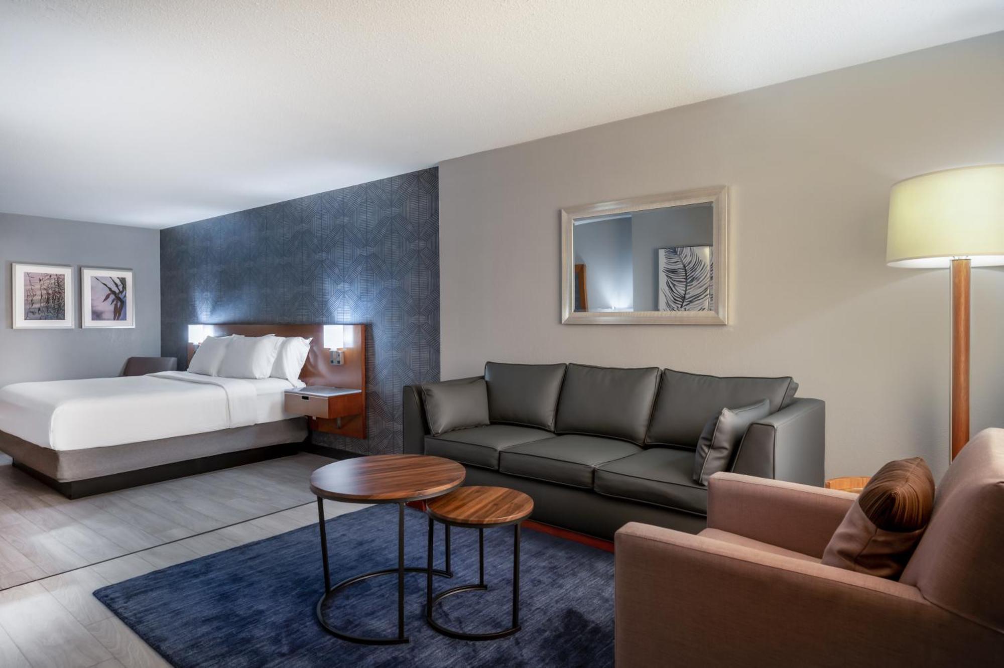 מלון Wyndham Indianapolis Airport מראה חיצוני תמונה