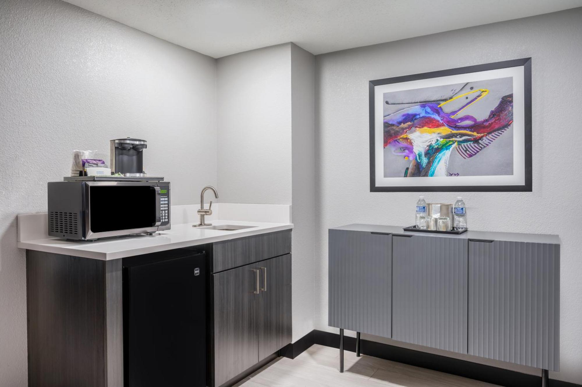 מלון Wyndham Indianapolis Airport מראה חיצוני תמונה