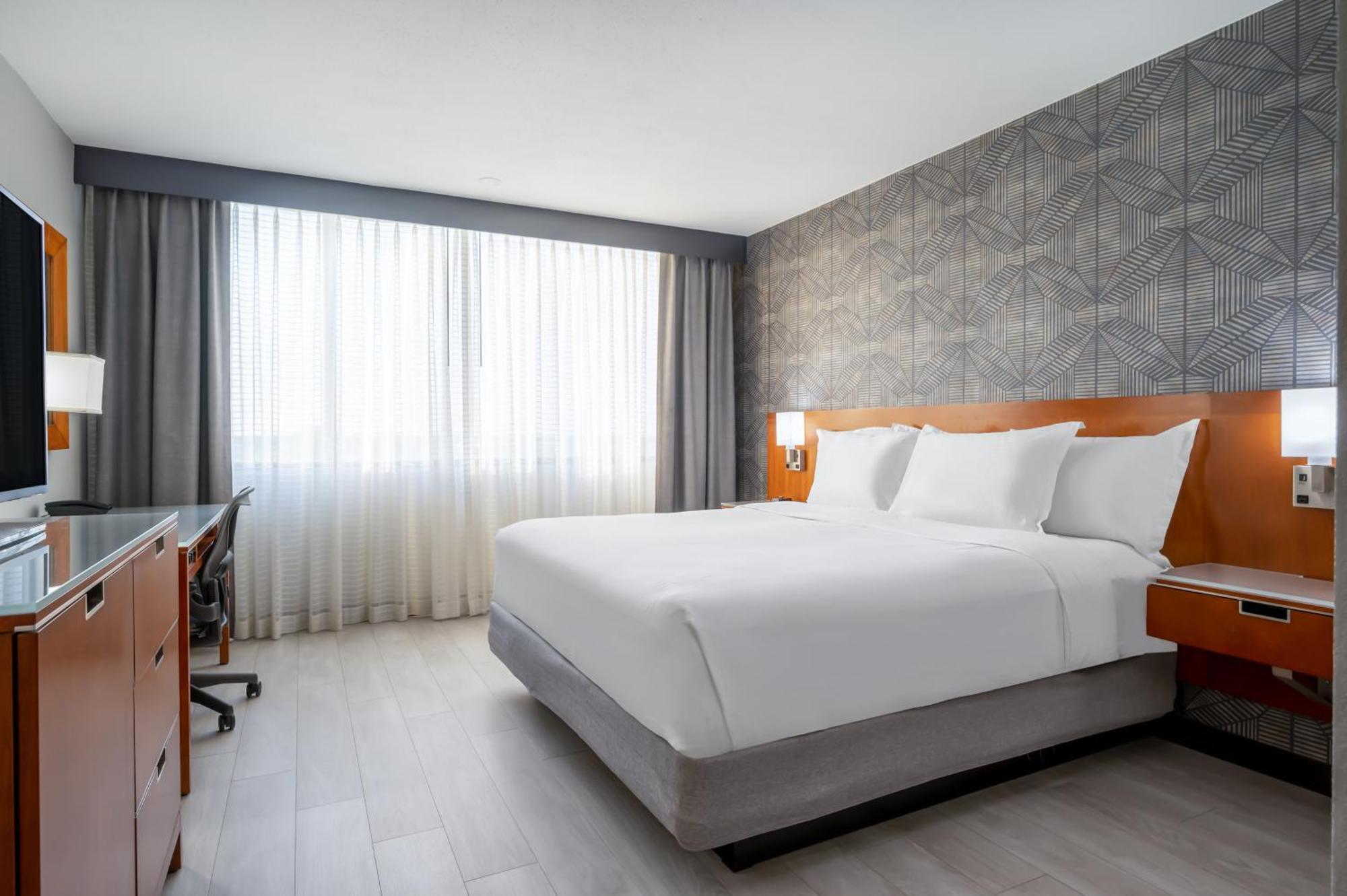 מלון Wyndham Indianapolis Airport מראה חיצוני תמונה