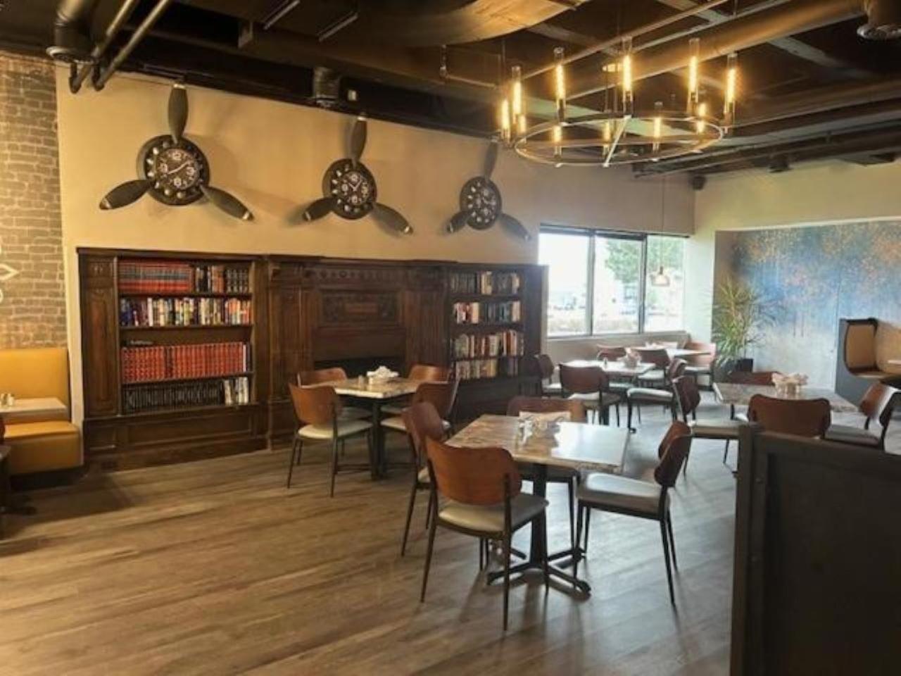 מלון Wyndham Indianapolis Airport מראה חיצוני תמונה