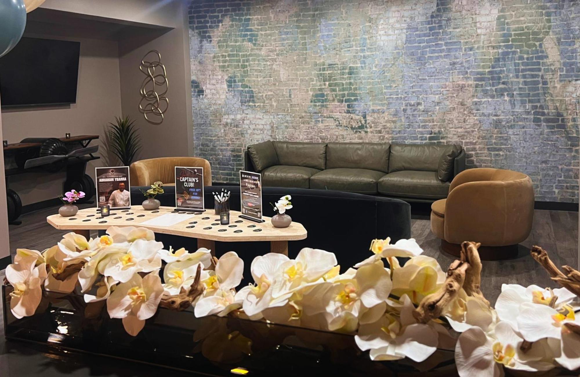 מלון Wyndham Indianapolis Airport מראה חיצוני תמונה