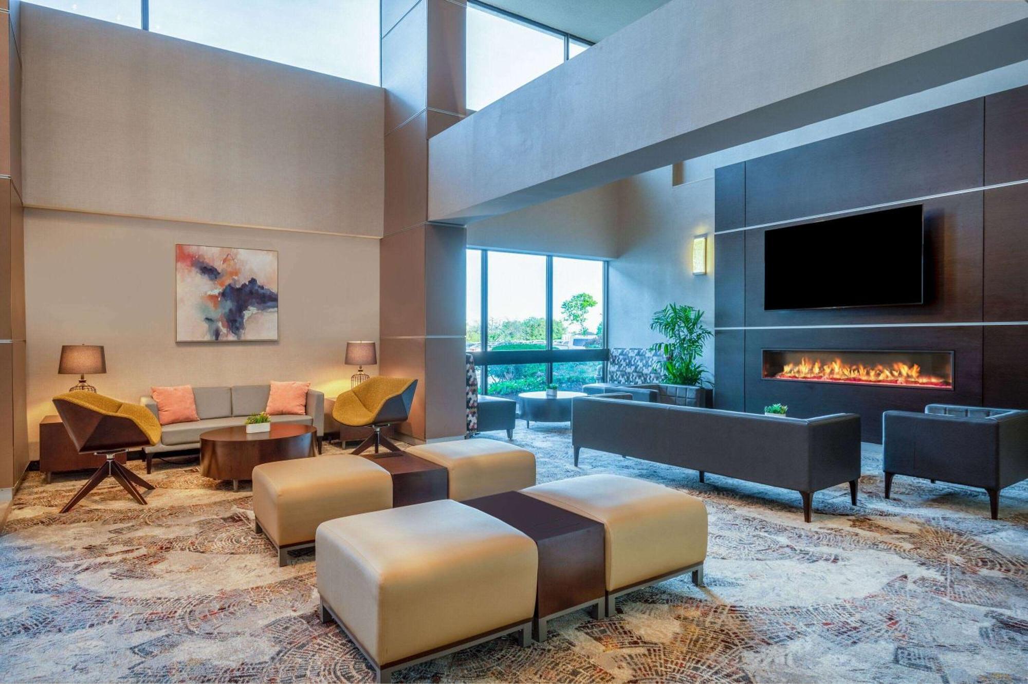 מלון Wyndham Indianapolis Airport מראה חיצוני תמונה