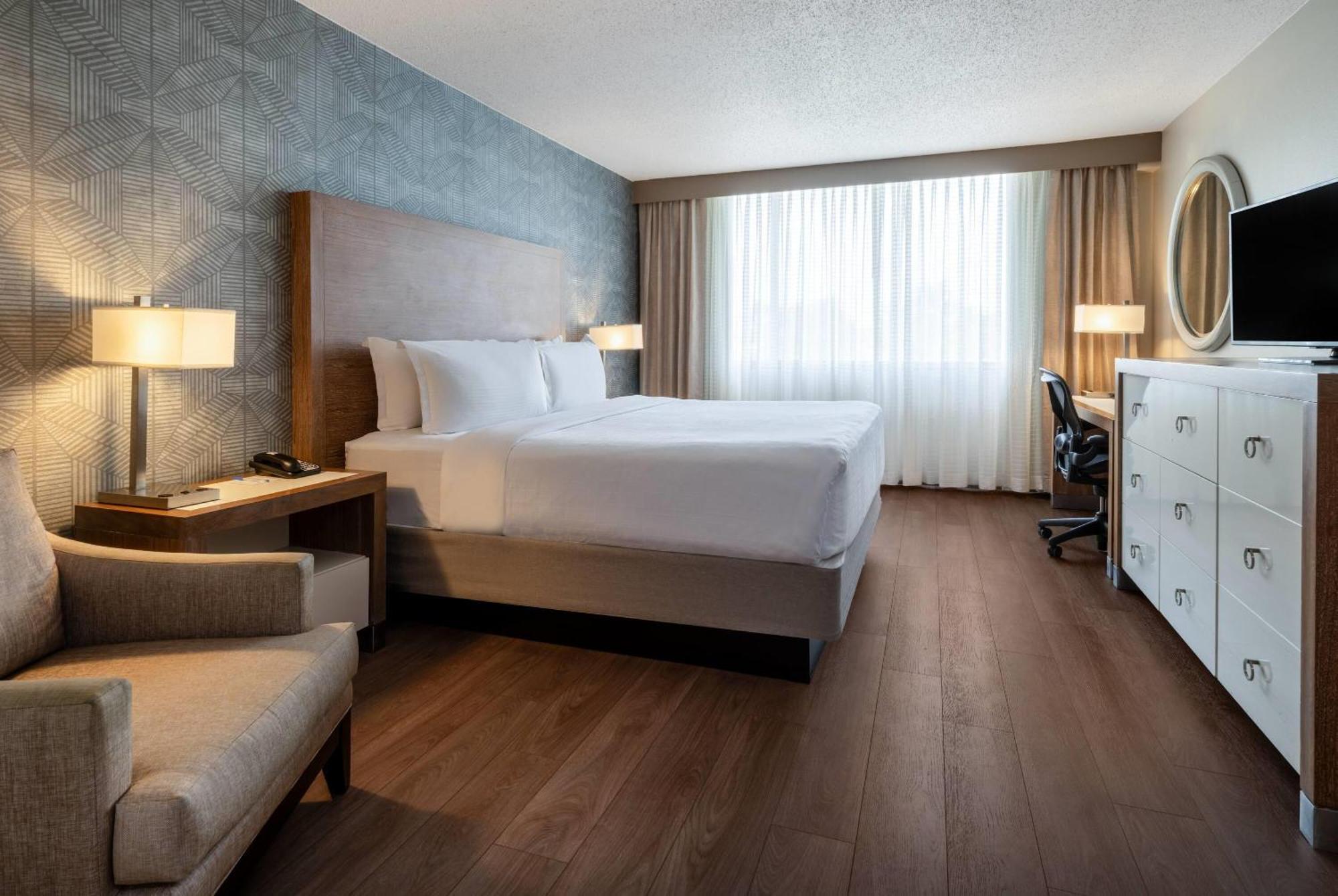מלון Wyndham Indianapolis Airport מראה חיצוני תמונה