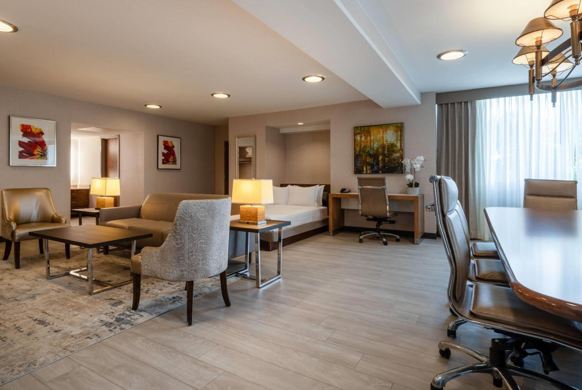 מלון Wyndham Indianapolis Airport מראה חיצוני תמונה