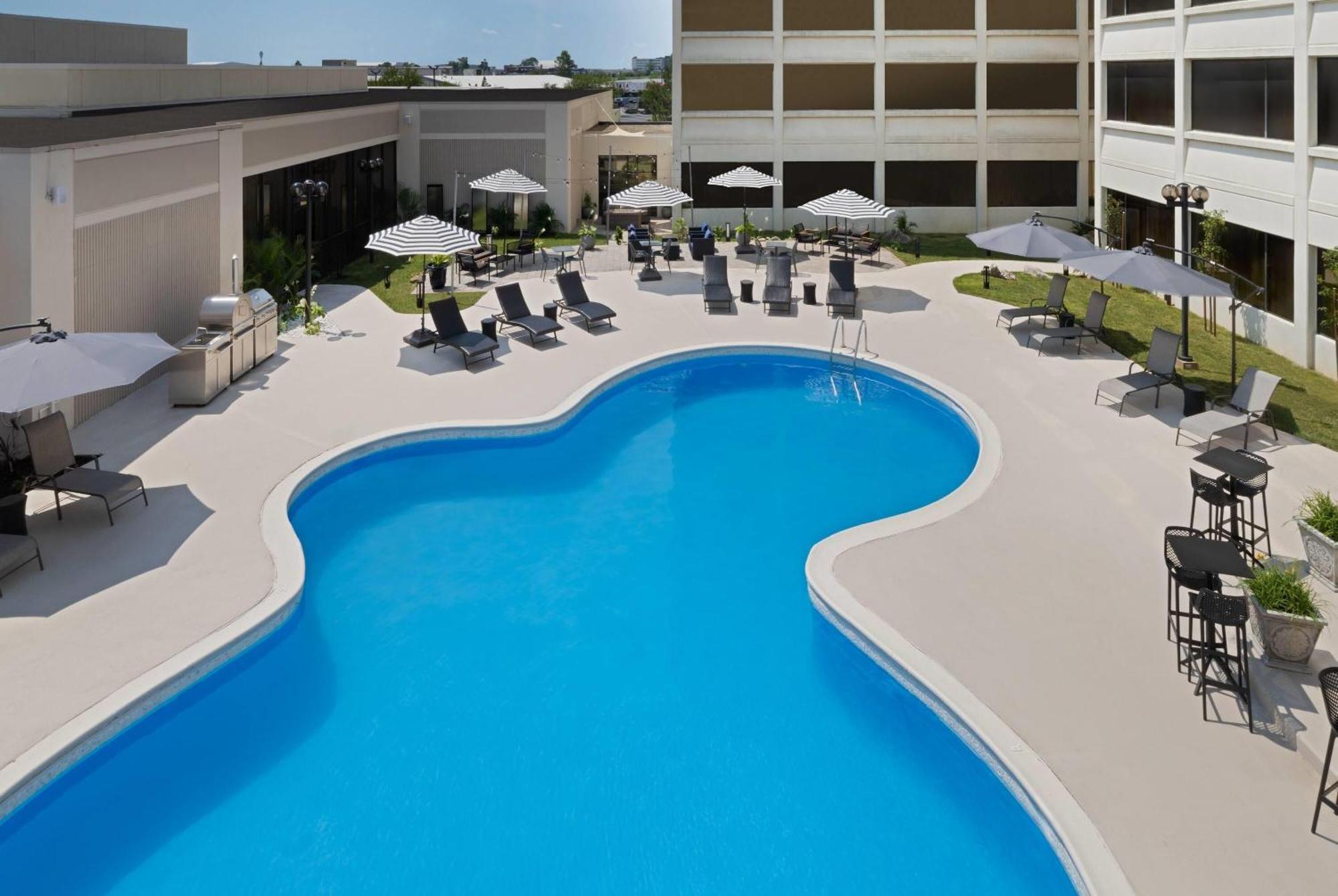 מלון Wyndham Indianapolis Airport מראה חיצוני תמונה