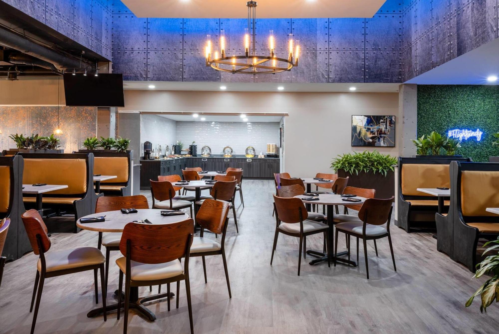 מלון Wyndham Indianapolis Airport מראה חיצוני תמונה